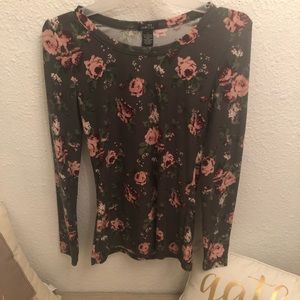 Long sleeve floral shirt